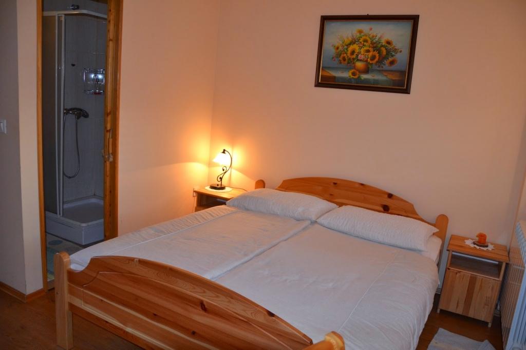 Želite biti nekaj dni z nami? - product image